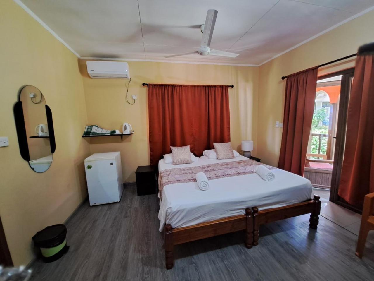 Georgina'S Cottage 보발롱 외부 사진